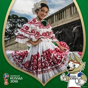 Meet your Posher, Alexandra